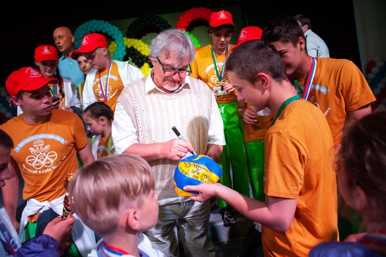  14  18  2025      ""    