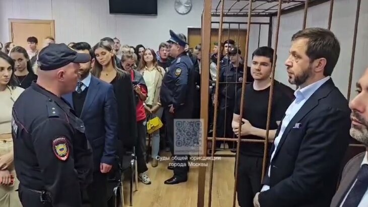 ��� � ������ ������� ����� ������-������� ����������� �� ���� � �������������