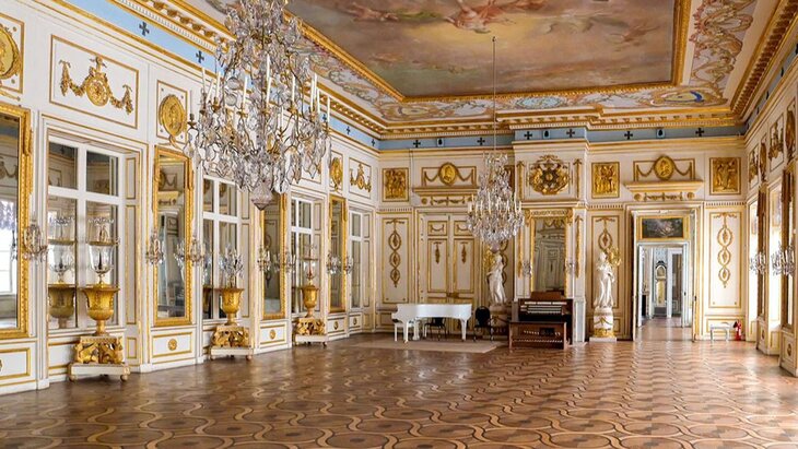 ���������� "�������� ������" ����� �������� ������ � ����� � ������