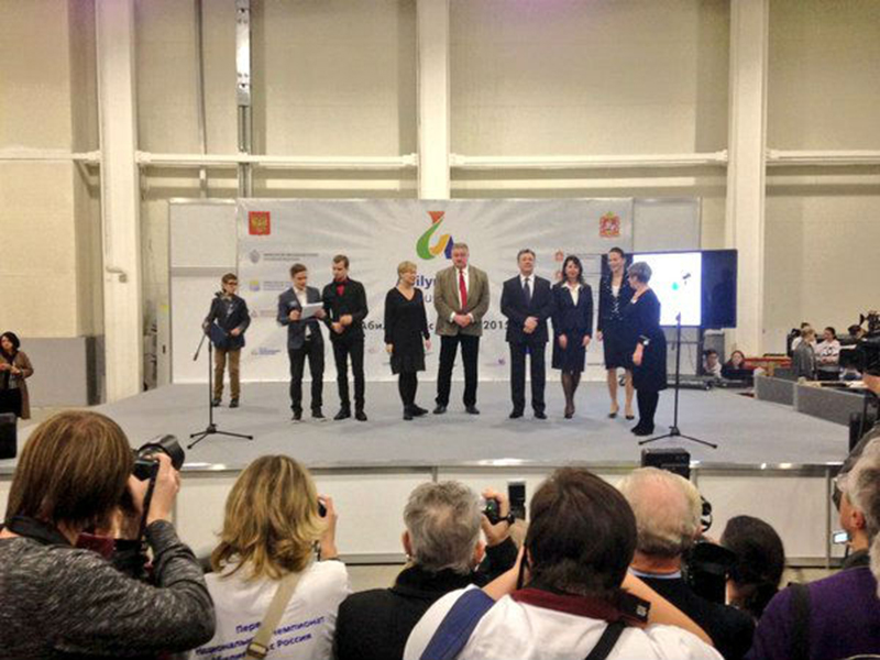 ������� ������ �������� � ���������� �������������� ��� ����� � ������������� �������������