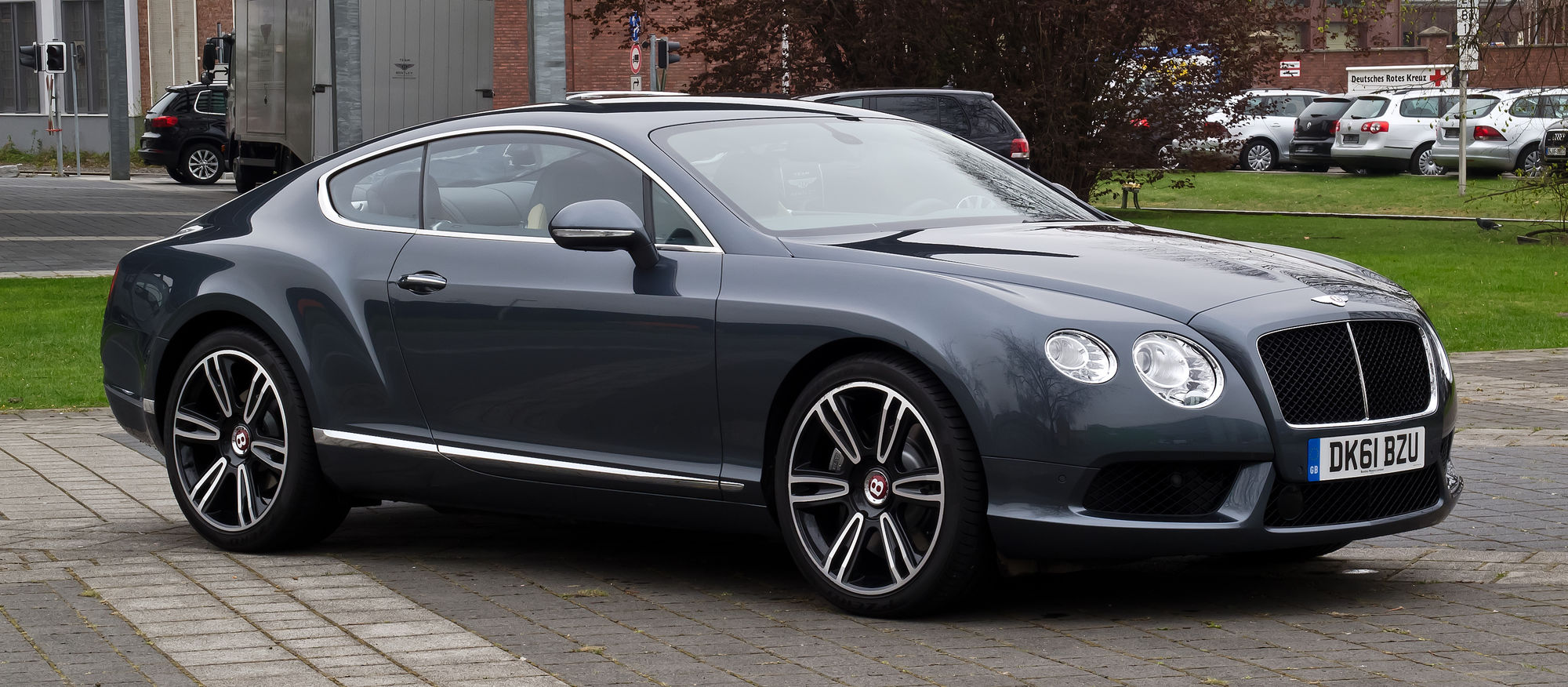 �� ��������������� Bentley � ���� ������ ��� �������� Vertu � 385 ���. ���. 