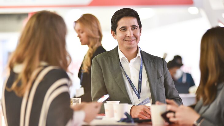 ������������� ���������� ������������ ������������� � ������������� �������� � �����