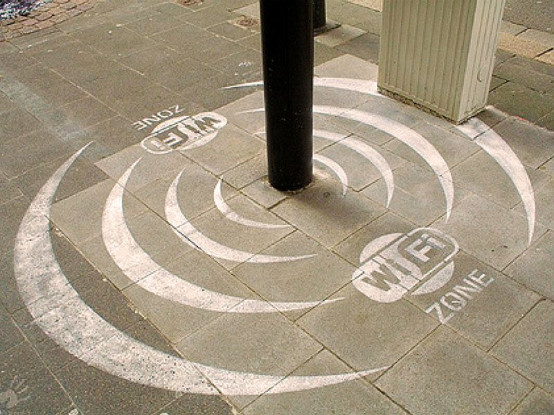 � ��� ������ � ������ ������ ���������� ������� 200 ����� ����������� Wi-Fi