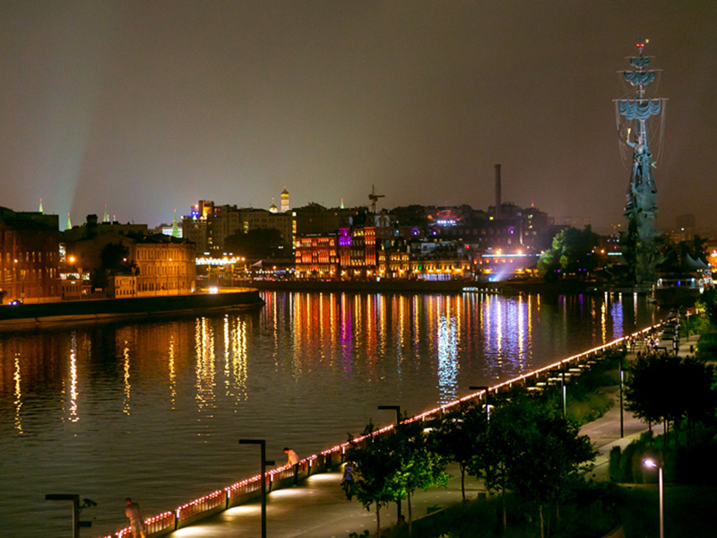 �������� ������ ����� 1400 ������ � ���� ������ � ������