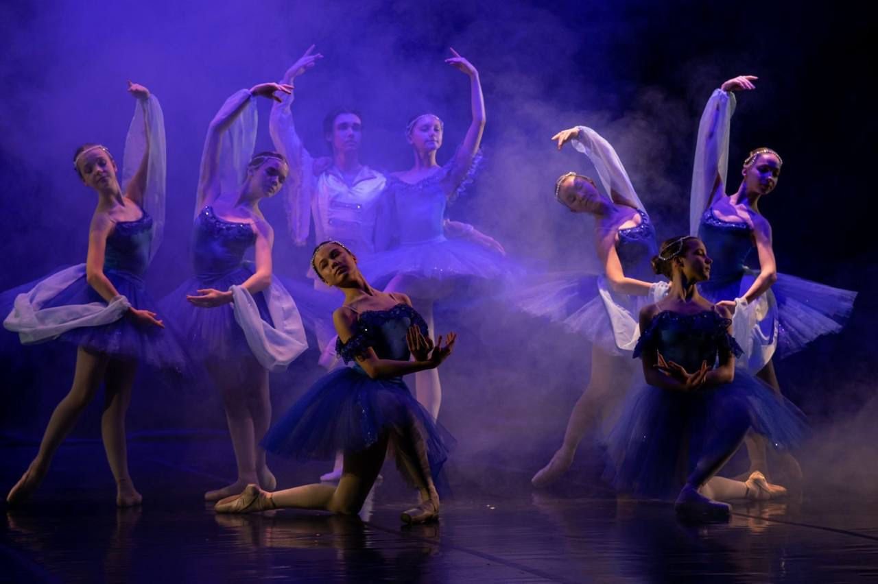 � ������ ������� ����������������� ����� ��������� � ������������� ����� �������� ������, �������� � ���������