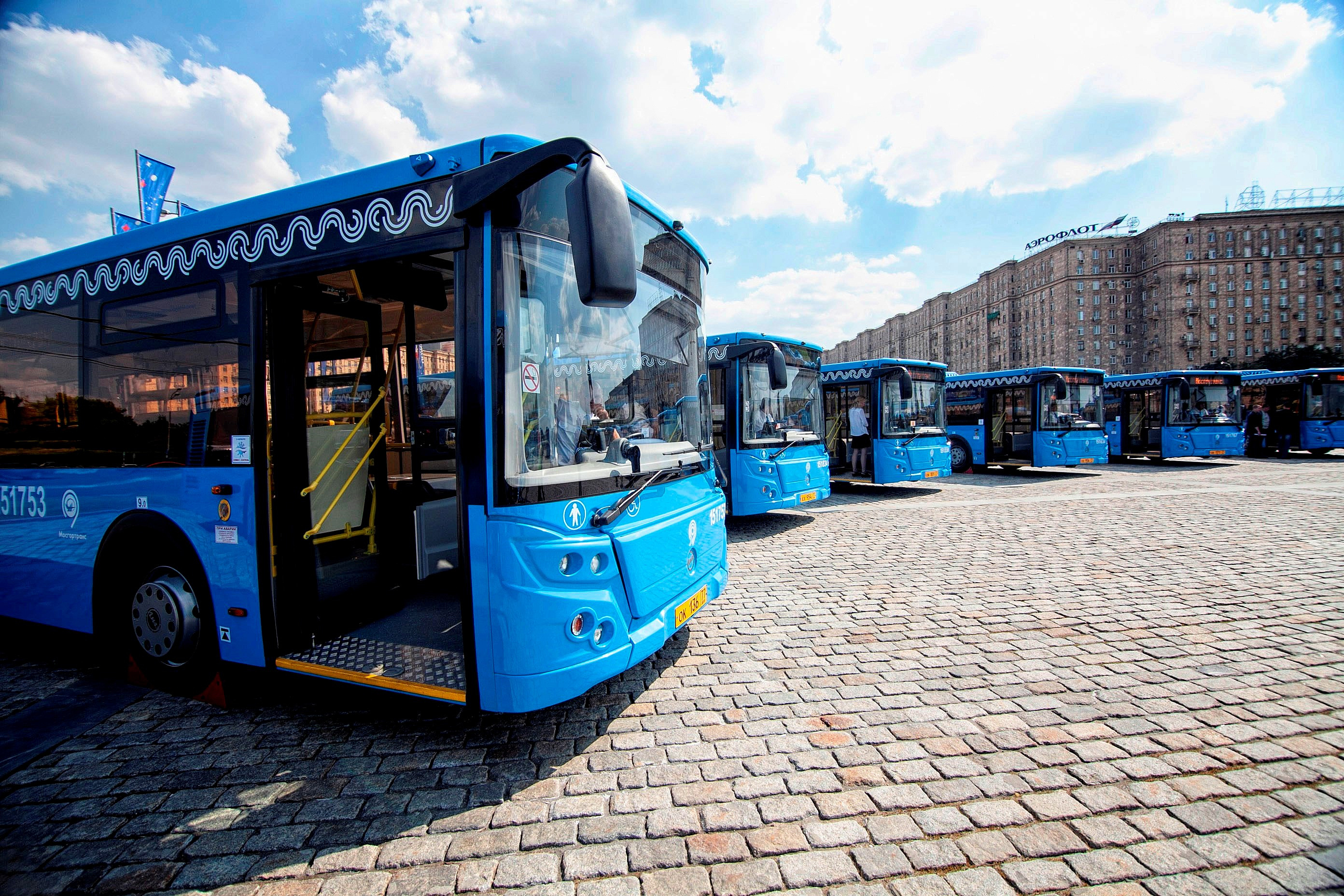 Автобусы девяти маршрутов теперь подъезжают ближе к «Воронцовской»