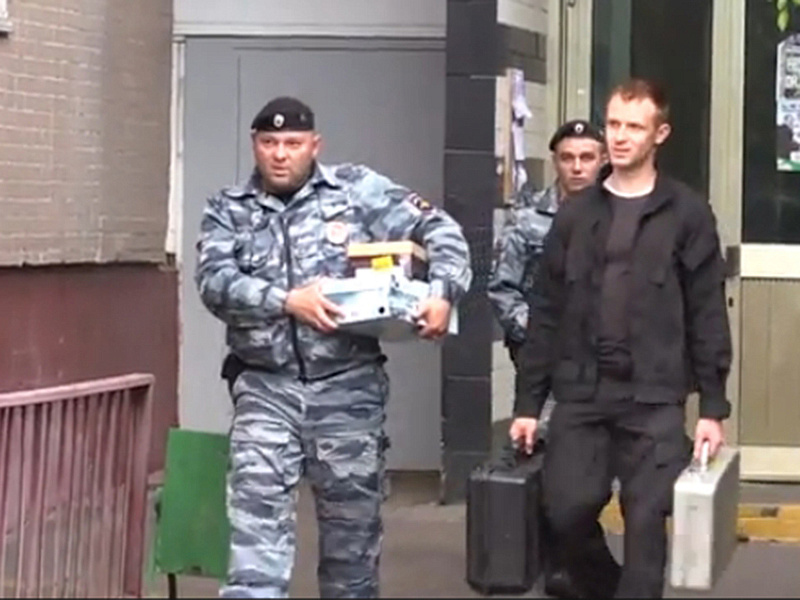 Навальный жил в москве. Обыски в квартире Навального. Квартира Навального. Дом Навального в Марьино. Квартира Навального в Москве.