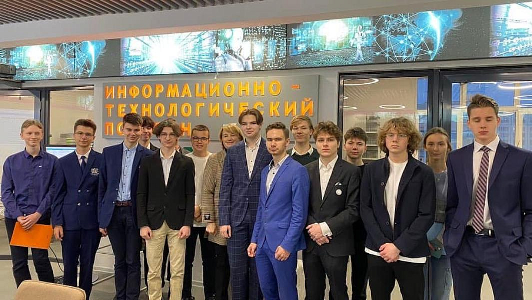 Ильичева поздравила учащихся с началом новой четверти
